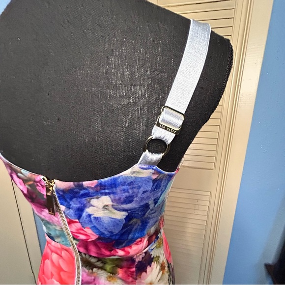 Ted Baker London straps floral print size 1 satin feel zipper back knee length - Picture 6 of 14